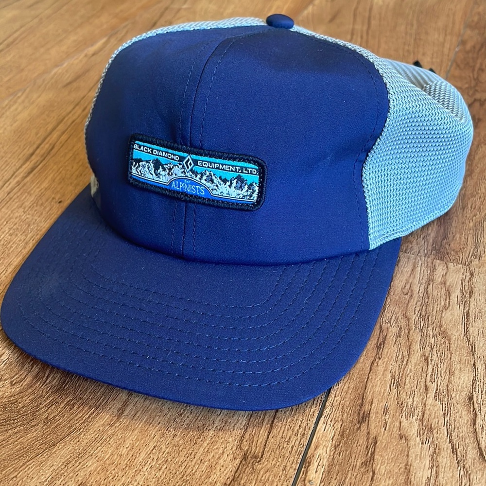 Black Diamond adjustable hat